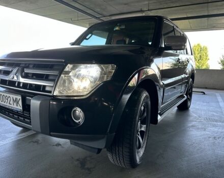 Чорний Міцубісі Паджеро, об'ємом двигуна 3 л та пробігом 294 тис. км за 11500 $, фото 10 на Automoto.ua