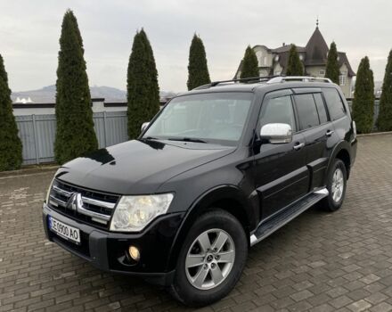 Черный Мицубиси Паджеро, объемом двигателя 3 л и пробегом 375 тыс. км за 8550 $, фото 1 на Automoto.ua