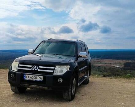 Чорний Міцубісі Паджеро, об'ємом двигуна 2.97 л та пробігом 235 тис. км за 11300 $, фото 6 на Automoto.ua