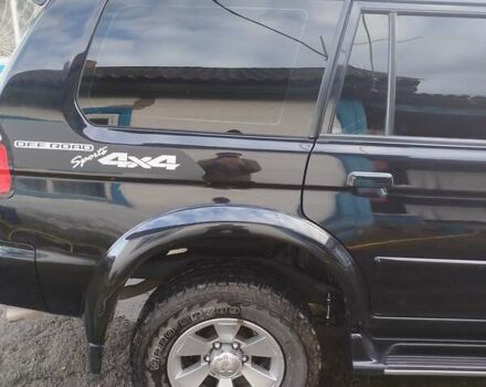 Мицубиси Паджеро 2008 в Овруче на Automoto.ua Черный Мицубиси Паджеро, объемом двигателя 2.97 л и пробегом 232 тыс. км за 8500 $, фото 8 на Automoto.ua