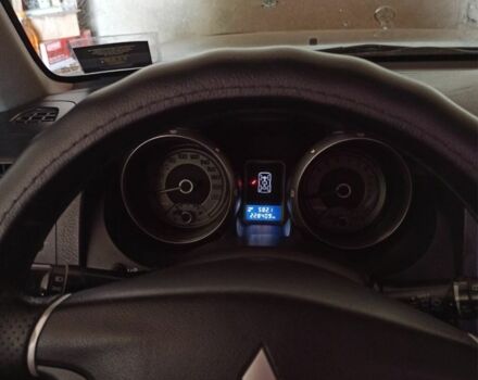 Черный Мицубиси Паджеро, объемом двигателя 0 л и пробегом 228 тыс. км за 10500 $, фото 8 на Automoto.ua