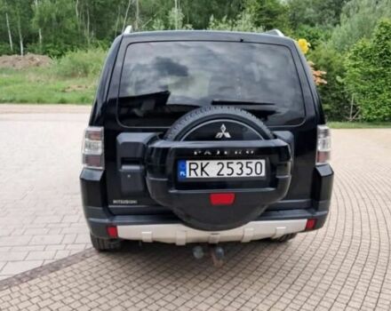 Черный Мицубиси Паджеро, объемом двигателя 3.2 л и пробегом 214 тыс. км за 2900 $, фото 6 на Automoto.ua