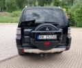 Черный Мицубиси Паджеро, объемом двигателя 3.2 л и пробегом 214 тыс. км за 2900 $, фото 6 на Automoto.ua