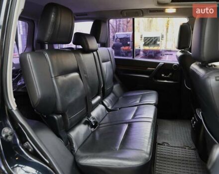 Чорний Міцубісі Паджеро, об'ємом двигуна 3 л та пробігом 197 тис. км за 12500 $, фото 8 на Automoto.ua