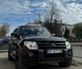 Черный Мицубиси Паджеро, объемом двигателя 3.2 л и пробегом 206 тыс. км за 13499 $, фото 1 на Automoto.ua