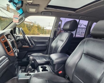 Черный Мицубиси Паджеро, объемом двигателя 3.2 л и пробегом 153 тыс. км за 7197 $, фото 18 на Automoto.ua