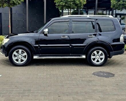 Черный Мицубиси Паджеро, объемом двигателя 3.8 л и пробегом 200 тыс. км за 270 $, фото 3 на Automoto.ua