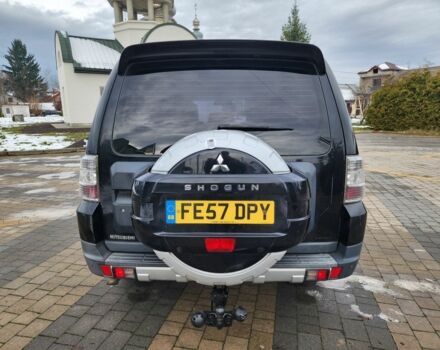 Черный Мицубиси Паджеро, объемом двигателя 3.2 л и пробегом 153 тыс. км за 7197 $, фото 9 на Automoto.ua