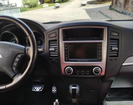 Черный Мицубиси Паджеро, объемом двигателя 0 л и пробегом 200 тыс. км за 3370 $, фото 6 на Automoto.ua