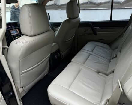 Черный Мицубиси Паджеро, объемом двигателя 3 л и пробегом 182 тыс. км за 11500 $, фото 14 на Automoto.ua