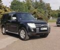 Черный Мицубиси Паджеро, объемом двигателя 3.2 л и пробегом 265 тыс. км за 4800 $, фото 1 на Automoto.ua