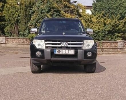Черный Мицубиси Паджеро, объемом двигателя 3.2 л и пробегом 265 тыс. км за 4800 $, фото 1 на Automoto.ua