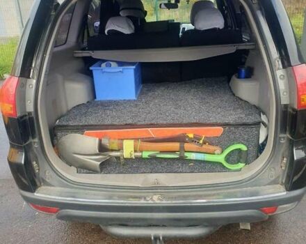 Черный Мицубиси Паджеро, объемом двигателя 2.5 л и пробегом 125 тыс. км за 15500 $, фото 8 на Automoto.ua