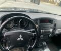 Черный Мицубиси Паджеро, объемом двигателя 3 л и пробегом 235 тыс. км за 13990 $, фото 5 на Automoto.ua