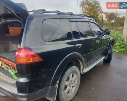 Черный Мицубиси Паджеро, объемом двигателя 2.5 л и пробегом 125 тыс. км за 15500 $, фото 7 на Automoto.ua