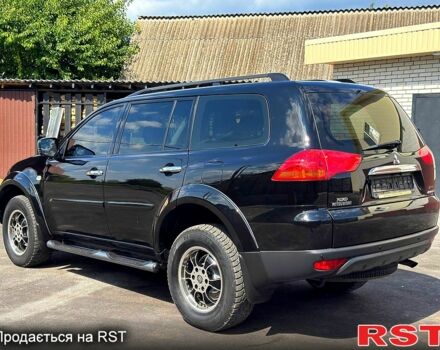 Мицубиси Паджеро 2012 в Ахтырке на Automoto.ua Черный Мицубиси Паджеро, объемом двигателя 2.5 л и пробегом 199 тыс. км за 14200 $, фото 4 на Automoto.ua
