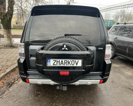 Черный Мицубиси Паджеро, объемом двигателя 3.2 л и пробегом 230 тыс. км за 17000 $, фото 3 на Automoto.ua