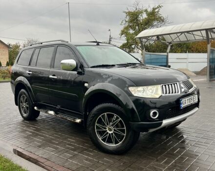 Мицубиси Паджеро 2012 в Киеве на Automoto.ua Черный Мицубиси Паджеро, объемом двигателя 2.5 л и пробегом 294 тыс. км за 11500 $, фото 3 на Automoto.ua