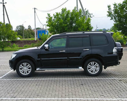 Чорний Міцубісі Паджеро, об'ємом двигуна 3.2 л та пробігом 211 тис. км за 19500 $, фото 35 на Automoto.ua