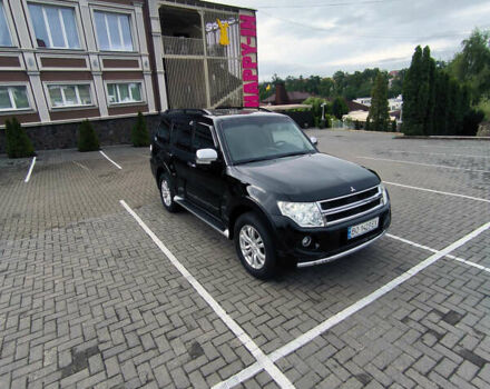 Чорний Міцубісі Паджеро, об'ємом двигуна 3.2 л та пробігом 211 тис. км за 19500 $, фото 10 на Automoto.ua