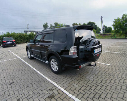 Чорний Міцубісі Паджеро, об'ємом двигуна 3.2 л та пробігом 211 тис. км за 19500 $, фото 5 на Automoto.ua