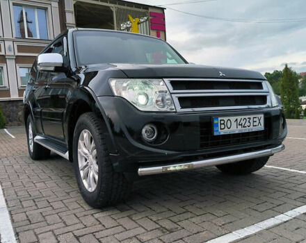 Чорний Міцубісі Паджеро, об'ємом двигуна 3.2 л та пробігом 211 тис. км за 19500 $, фото 14 на Automoto.ua