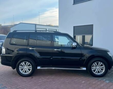 Чорний Міцубісі Паджеро, об'ємом двигуна 3.2 л та пробігом 47 тис. км за 10000 $, фото 7 на Automoto.ua