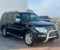 Черный Мицубиси Паджеро, объемом двигателя 3.2 л и пробегом 49 тыс. км за 26000 $, фото 1 на Automoto.ua