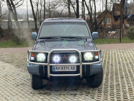 Міцубісі Паджеро 1996 у Мукачеве на Automoto.ua Чорний Міцубісі Паджеро, об'ємом двигуна 3 л та пробігом 400 тис. км за 3999 $, фото 1 на Automoto.ua