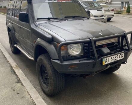 Черный Мицубиси Паджеро, объемом двигателя 3.5 л и пробегом 350 тыс. км за 4900 $, фото 1 на Automoto.ua
