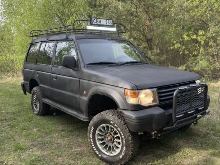 Міцубісі Паджеро 1998 у Києві на Automoto.ua Чорний Міцубісі Паджеро, об'ємом двигуна 2.5 л та пробігом 300 тис. км за 3999 $, фото 1 на Automoto.ua