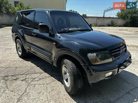 Чорний Міцубісі Паджеро, об'ємом двигуна 3.5 л та пробігом 275 тис. км за 6500 $, фото 1 на Automoto.ua