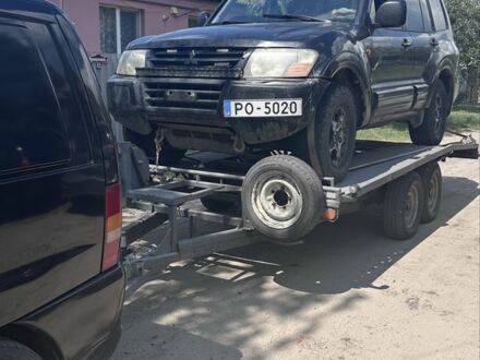 Мицубиси Паджеро 2001 в Ахтырке на Automoto.ua Черный Мицубиси Паджеро, объемом двигателя 3.2 л и пробегом 400 тыс. км за 3568 $, фото 1 на Automoto.ua