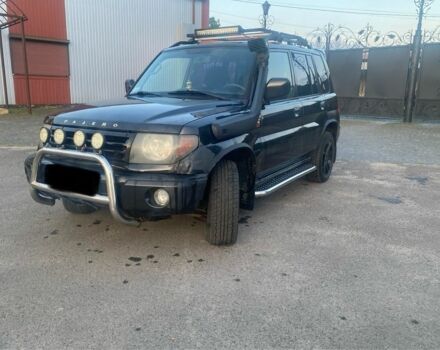Чорний Міцубісі Паджеро, об'ємом двигуна 1.8 л та пробігом 250 тис. км за 2050 $, фото 1 на Automoto.ua