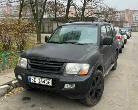 Черный Мицубиси Паджеро, объемом двигателя 3.2 л и пробегом 30 тыс. км за 4200 $, фото 1 на Automoto.ua