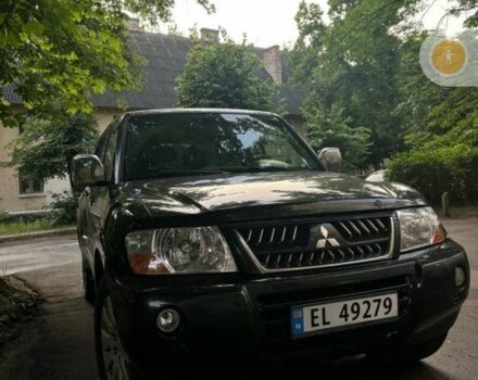 Чорний Міцубісі Паджеро, об'ємом двигуна 3 л та пробігом 368 тис. км за 5700 $, фото 1 на Automoto.ua