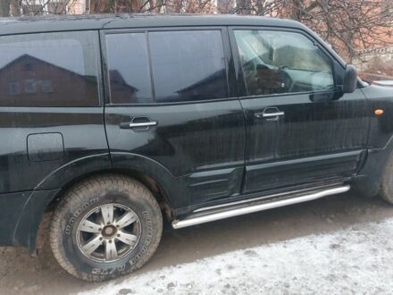 Міцубісі Паджеро 2003 у Дружковке на Automoto.ua Чорний Міцубісі Паджеро, об'ємом двигуна 3.2 л та пробігом 350 тис. км за 3000 $, фото 1 на Automoto.ua