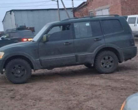 Черный Мицубиси Паджеро, объемом двигателя 3 л и пробегом 200 тыс. км за 4250 $, фото 1 на Automoto.ua