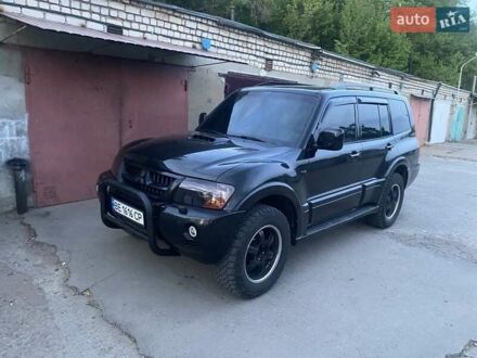 Мицубиси Паджеро 2004 в Южноукраинске на Automoto.ua Черный Мицубиси Паджеро, объемом двигателя 3.5 л и пробегом 264 тыс. км за 7500 $, фото 1 на Automoto.ua