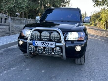 Чорний Міцубісі Паджеро, об'ємом двигуна 3.2 л та пробігом 322 тис. км за 6700 $, фото 1 на Automoto.ua