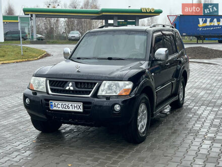 Черный Мицубиси Паджеро, объемом двигателя 2.97 л и пробегом 263 тыс. км за 7200 $, фото 1 на Automoto.ua
