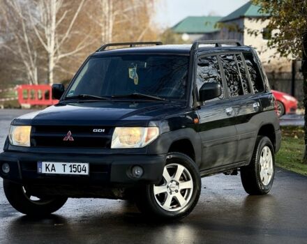 Чорний Міцубісі Паджеро, об'ємом двигуна 2 л та пробігом 250 тис. км за 3150 $, фото 1 на Automoto.ua