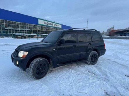 Чорний Міцубісі Паджеро, об'ємом двигуна 3.2 л та пробігом 360 тис. км за 7900 $, фото 1 на Automoto.ua