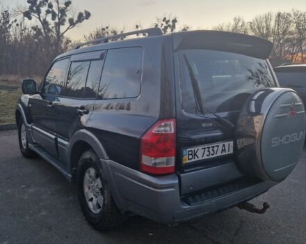Чорний Міцубісі Паджеро, об'ємом двигуна 3 л та пробігом 310 тис. км за 6800 $, фото 1 на Automoto.ua