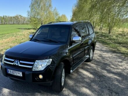 Мицубиси Паджеро 2007 в Киеве на Automoto.ua Черный Мицубиси Паджеро, объемом двигателя 3 л и пробегом 250 тыс. км за 9399 $, фото 1 на Automoto.ua