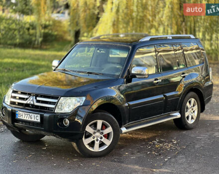 Черный Мицубиси Паджеро, объемом двигателя 3.8 л и пробегом 216 тыс. км за 9300 $, фото 1 на Automoto.ua