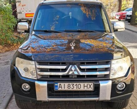 Чорний Міцубісі Паджеро, об'ємом двигуна 3 л та пробігом 241 тис. км за 9800 $, фото 1 на Automoto.ua