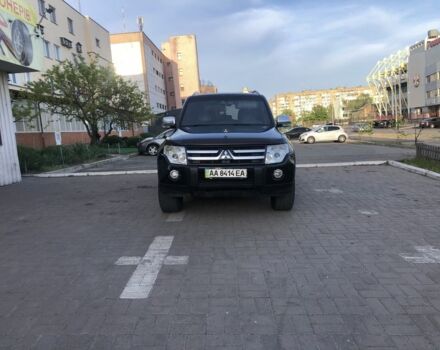 Чорний Міцубісі Паджеро, об'ємом двигуна 0 л та пробігом 400 тис. км за 9800 $, фото 1 на Automoto.ua
