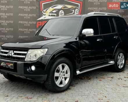 Черный Мицубиси Паджеро, объемом двигателя 3.2 л и пробегом 209 тыс. км за 11500 $, фото 1 на Automoto.ua
