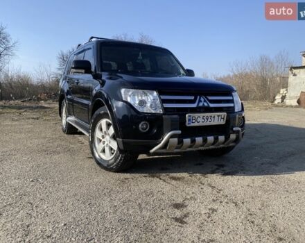 Чорний Міцубісі Паджеро, об'ємом двигуна 3.2 л та пробігом 220 тис. км за 14999 $, фото 1 на Automoto.ua